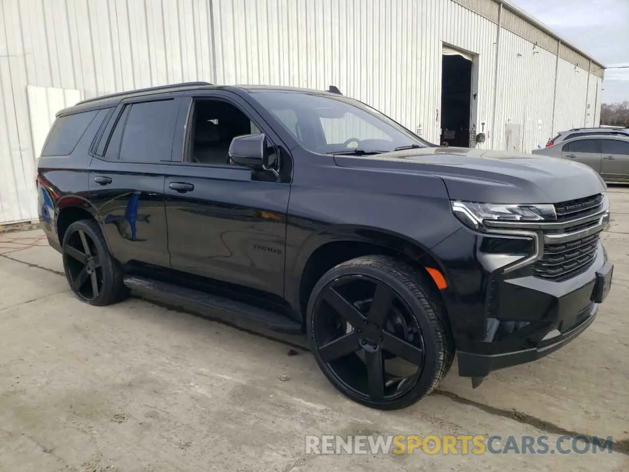 4 Photograph of a damaged car 1GNSKRKD9MR320160 CHEVROLET TAHOE 2021