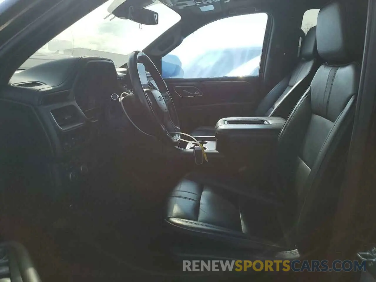 7 Photograph of a damaged car 1GNSKRKD9MR320160 CHEVROLET TAHOE 2021