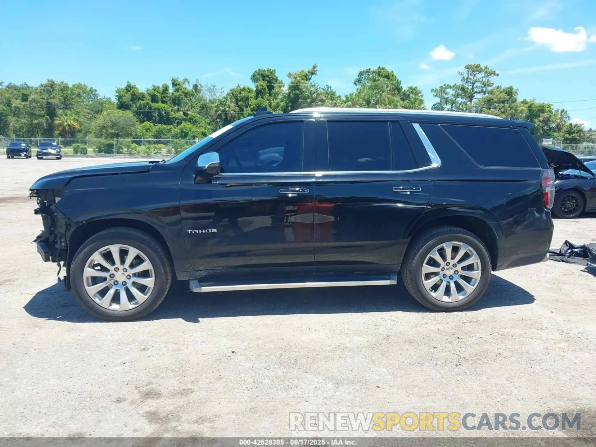 15 Photograph of a damaged car 1GNSKSKDXMR195984 CHEVROLET TAHOE 2021