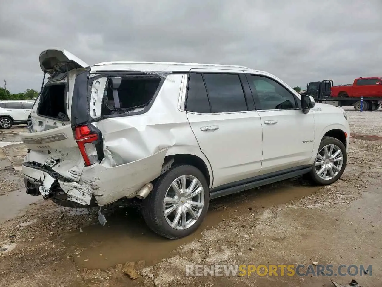 3 Photograph of a damaged car 1GNSKTKL0MR313327 CHEVROLET TAHOE 2021