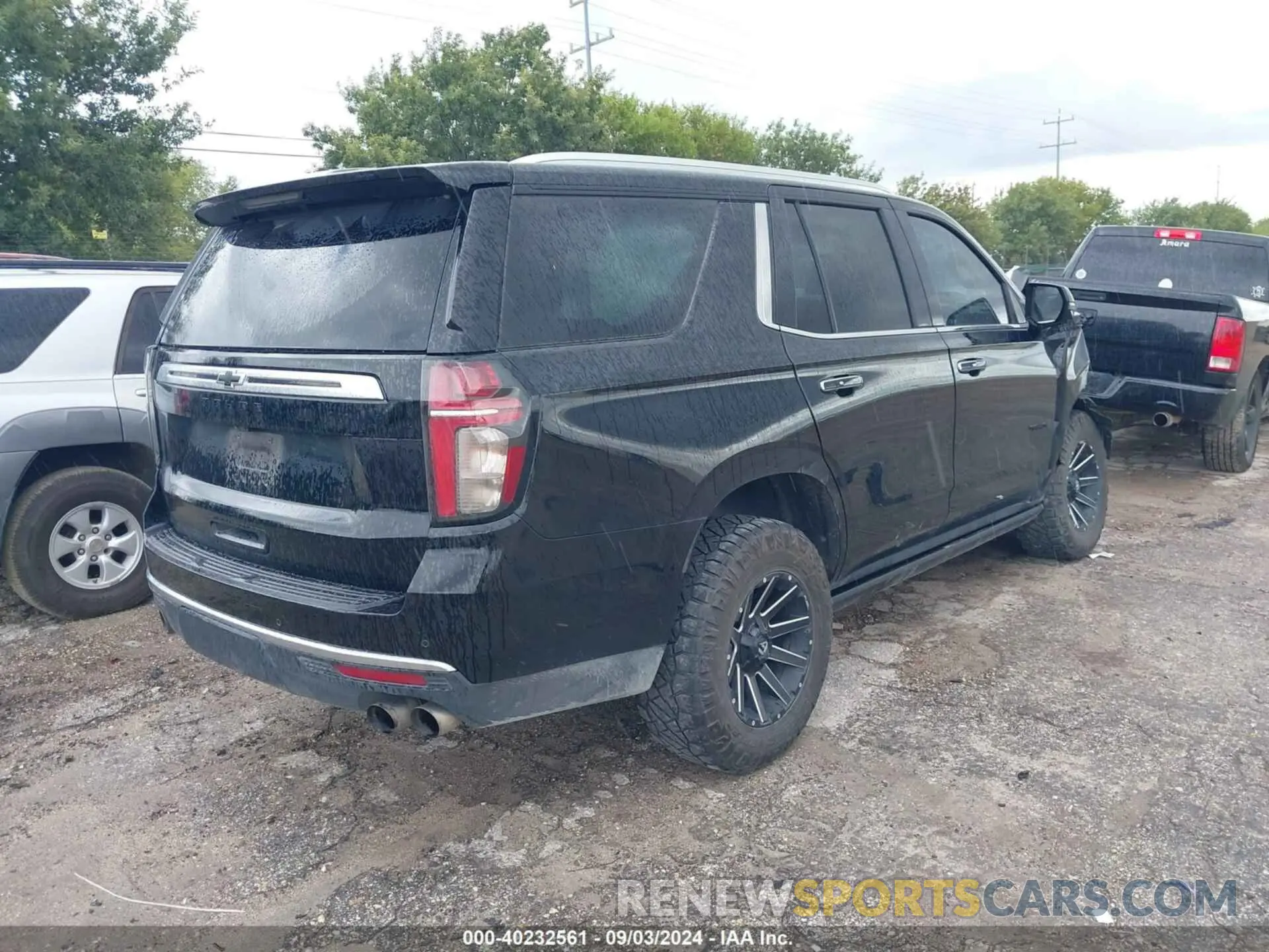 4 Photograph of a damaged car 1GNSKTKL7MR330223 CHEVROLET TAHOE 2021