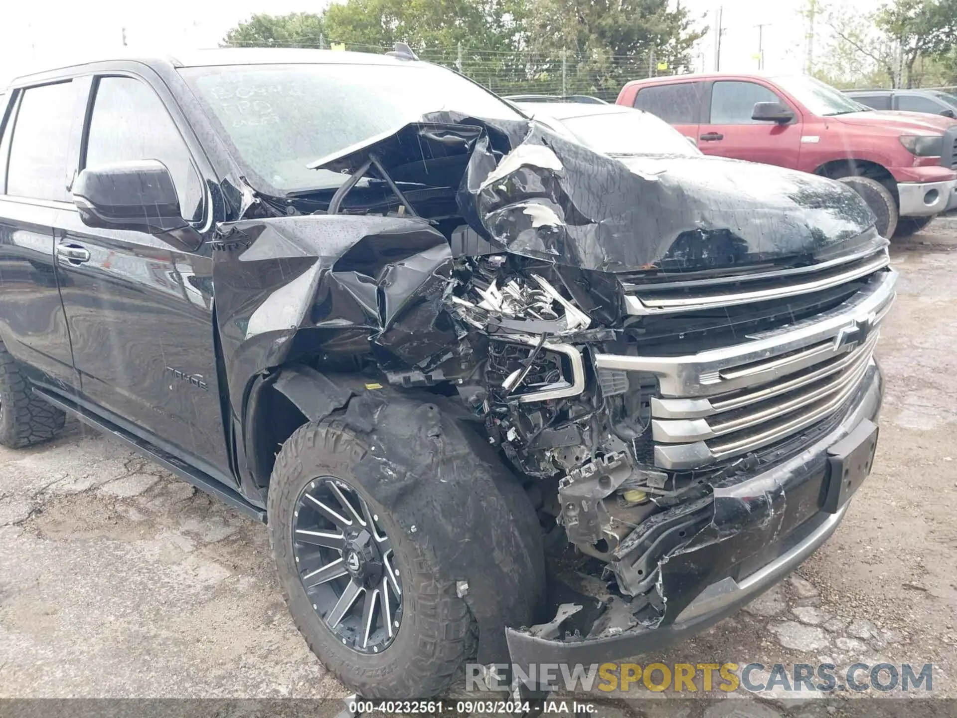 6 Photograph of a damaged car 1GNSKTKL7MR330223 CHEVROLET TAHOE 2021