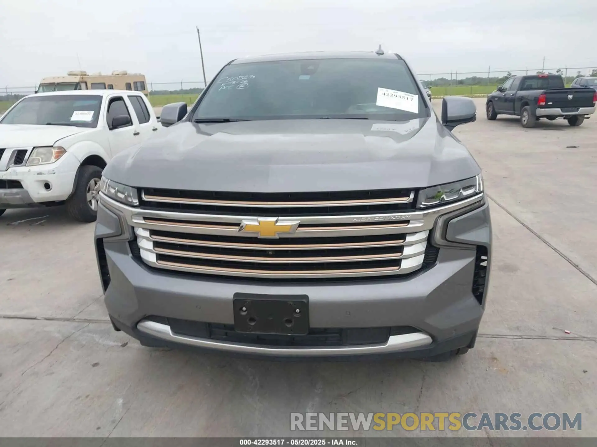 11 Photograph of a damaged car 1GNSKTKLXMR361126 CHEVROLET TAHOE 2021
