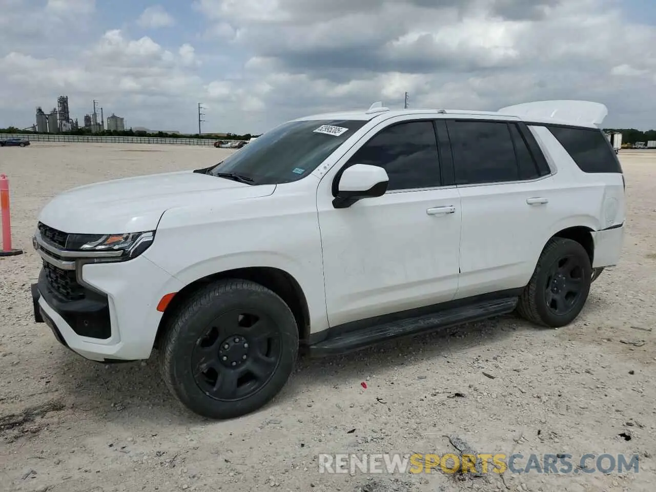 1 Photograph of a damaged car 1NGSCLED0MR351867 CHEVROLET TAHOE 2021