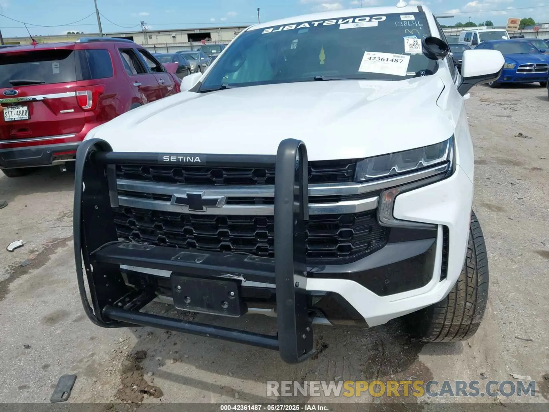 11 Photograph of a damaged car 1GNSCLED3NR129342 CHEVROLET TAHOE 2022
