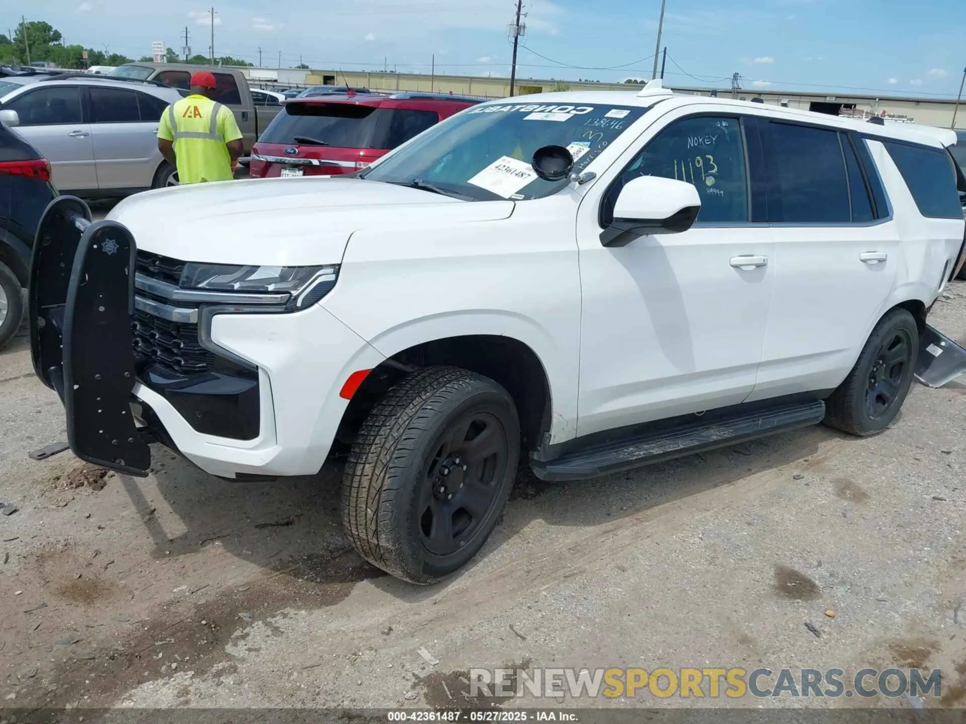 2 Photograph of a damaged car 1GNSCLED3NR129342 CHEVROLET TAHOE 2022