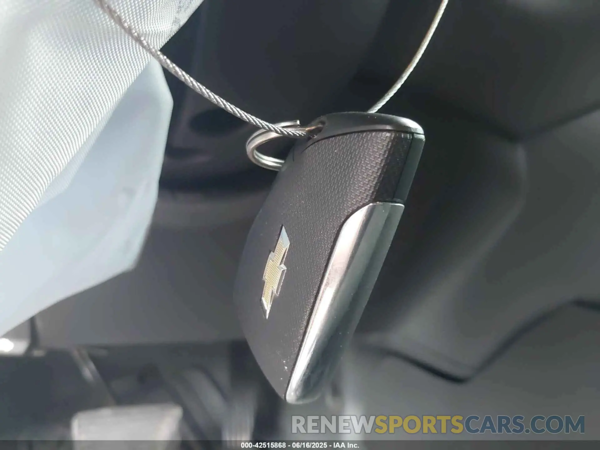 11 Photograph of a damaged car 1GNSCLED4NR235962 CHEVROLET TAHOE 2022