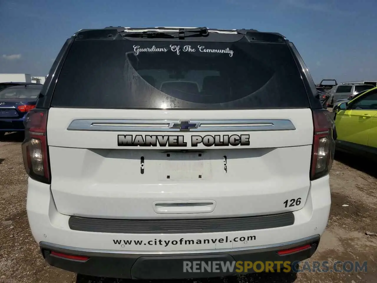 6 Photograph of a damaged car 1GNSCLED5NR241074 CHEVROLET TAHOE 2022