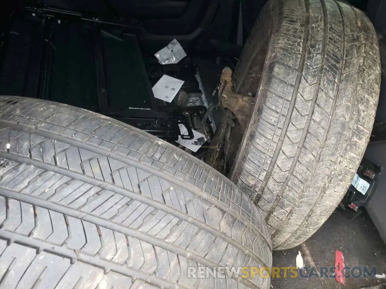 13 Photograph of a damaged car 1GNSCLED9NR155315 CHEVROLET TAHOE 2022