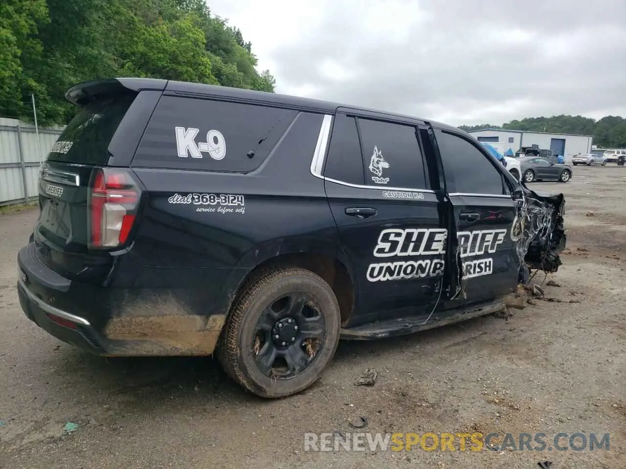 3 Photograph of a damaged car 1GNSCLED9NR155315 CHEVROLET TAHOE 2022