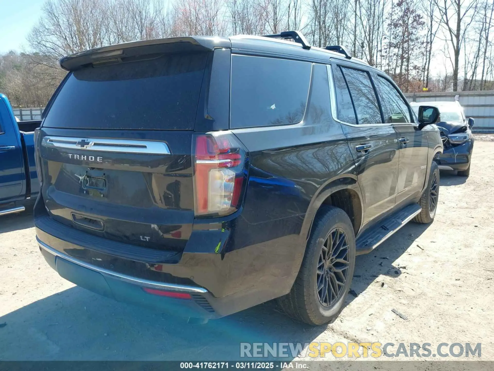 4 Photograph of a damaged car 1GNSCNKD7NR113287 CHEVROLET TAHOE 2022