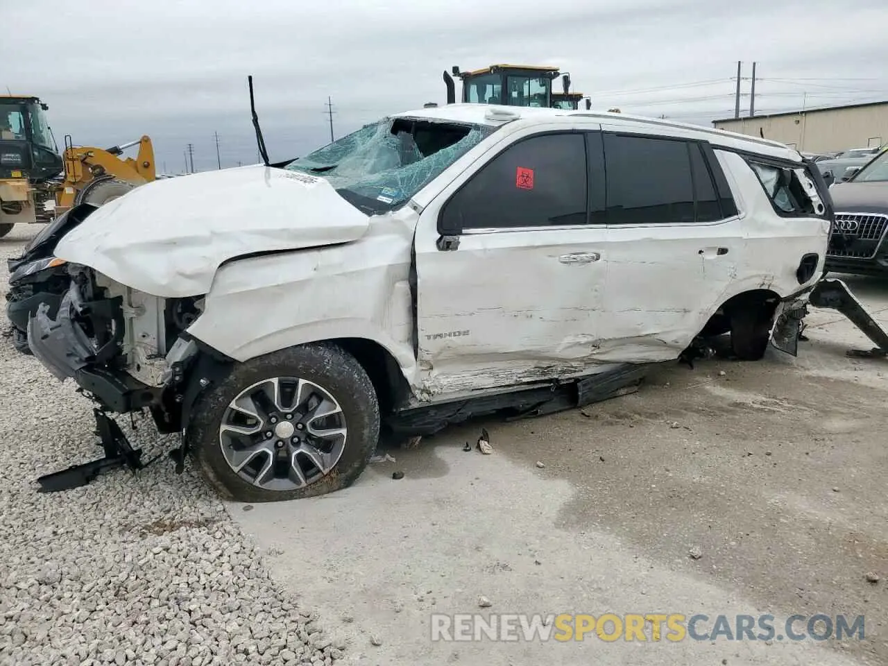 1 Photograph of a damaged car 1GNSCNKD8NR351987 CHEVROLET TAHOE 2022