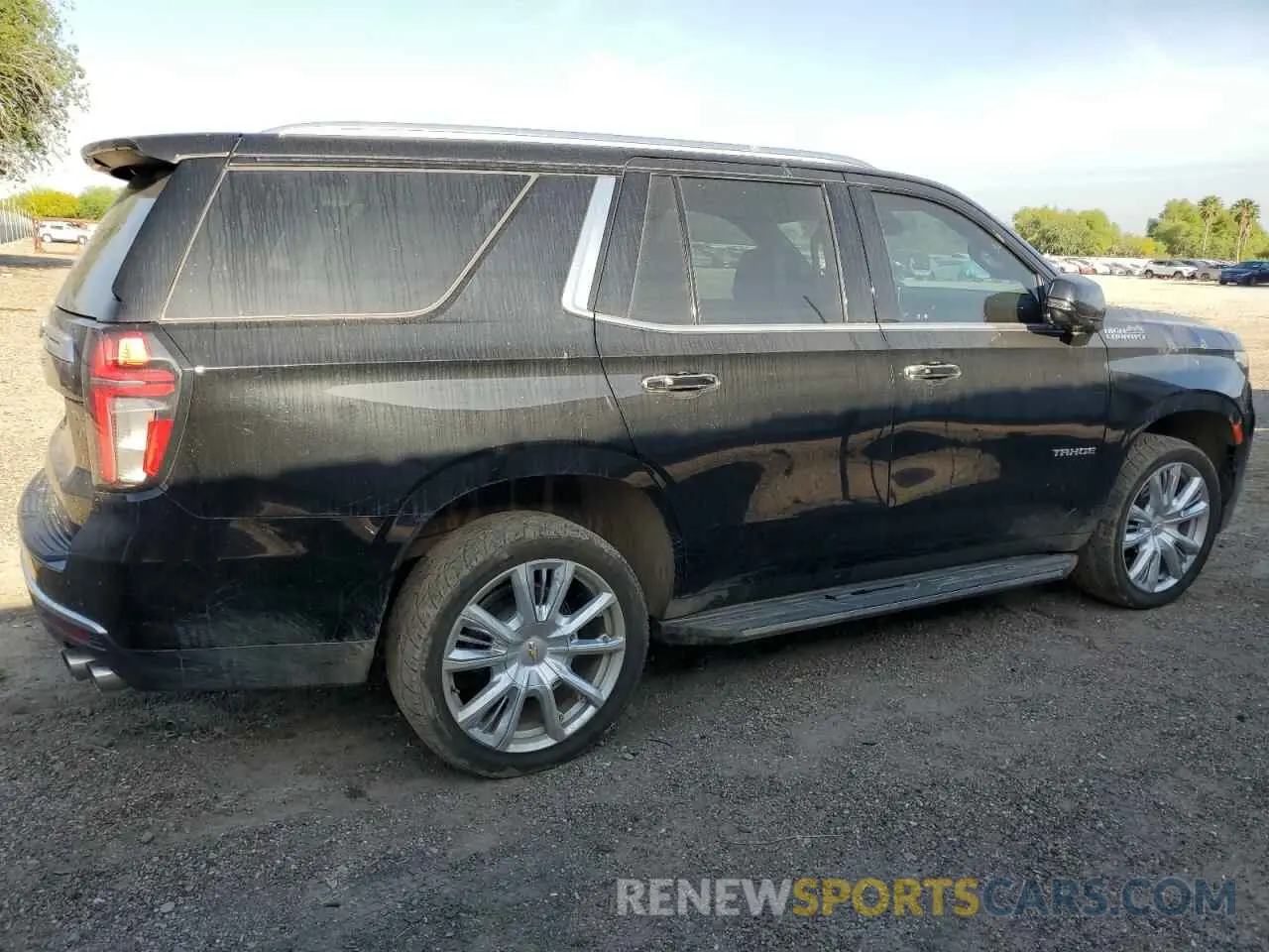 3 Photograph of a damaged car 1GNSCTKL9NR359026 CHEVROLET TAHOE 2022
