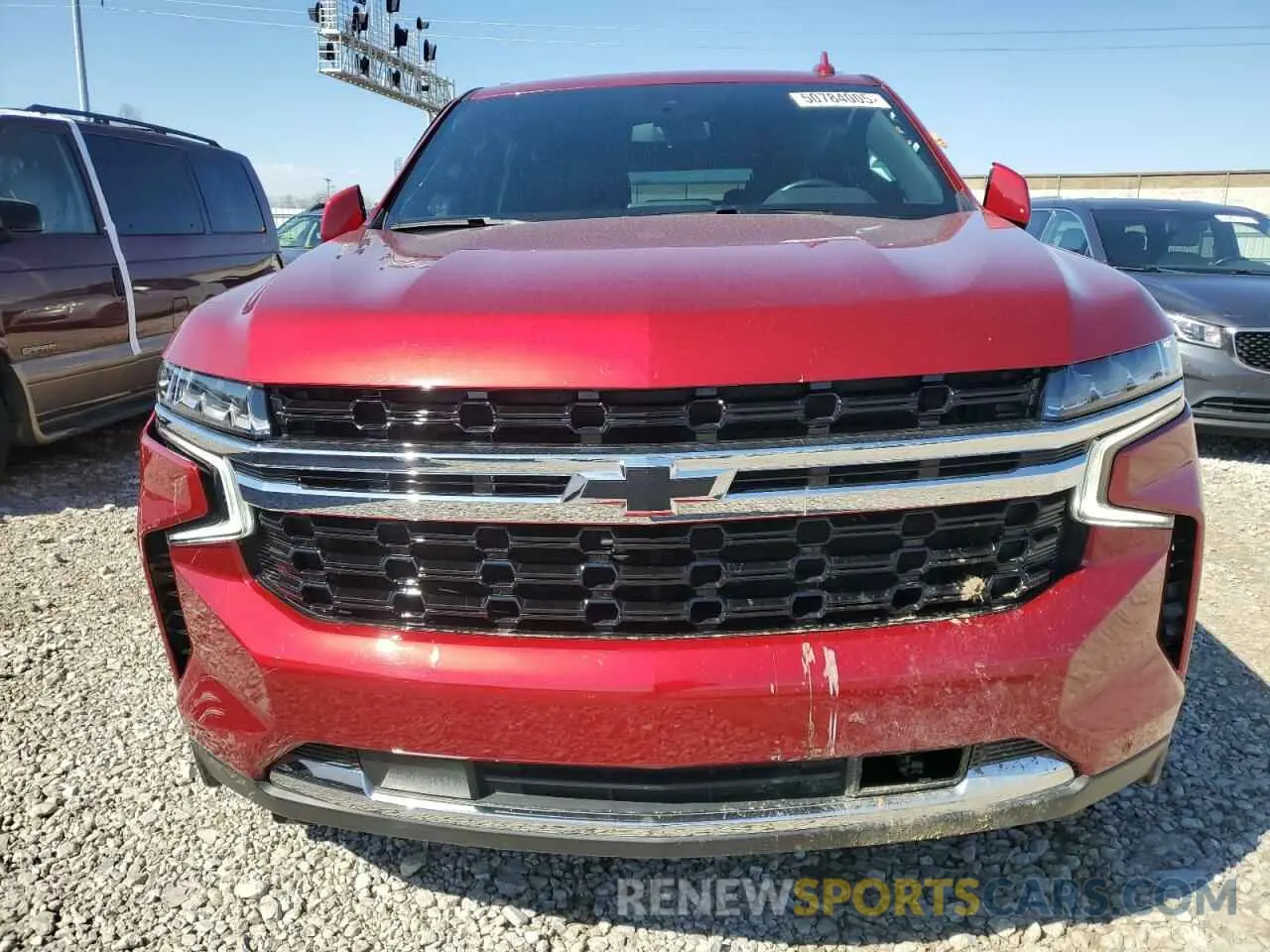 5 Photograph of a damaged car 1GNSKMKD5NR317969 CHEVROLET TAHOE 2022
