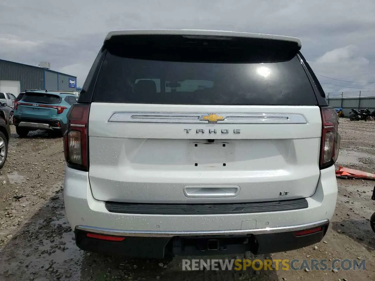 6 Photograph of a damaged car 1GNSKNKD1NR166344 CHEVROLET TAHOE 2022