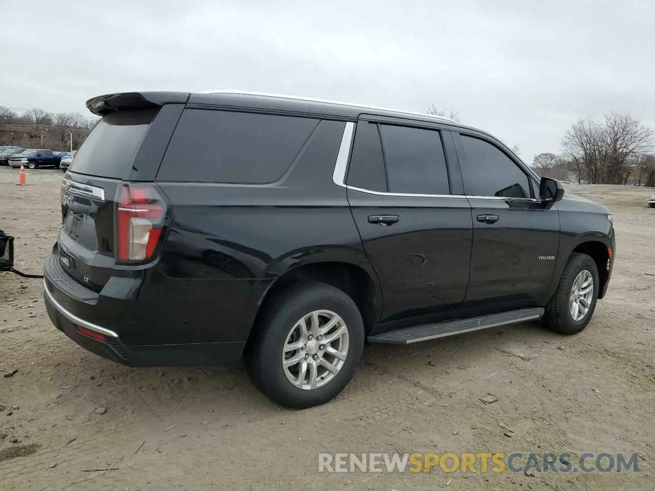 3 Photograph of a damaged car 1GNSKNKD4NR256426 CHEVROLET TAHOE 2022
