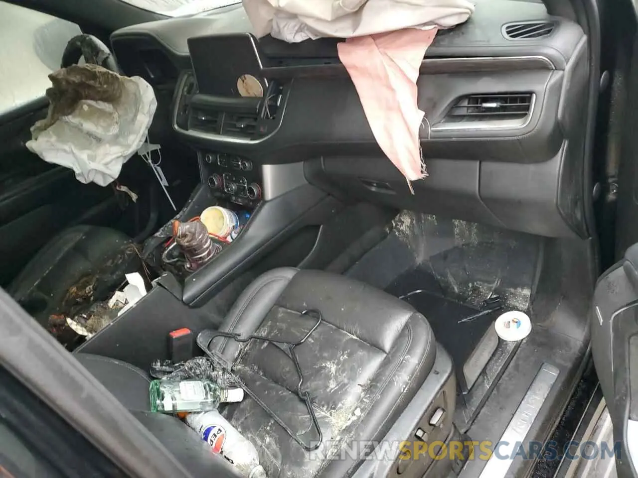 8 Photograph of a damaged car 1GNSKNKD4NR256426 CHEVROLET TAHOE 2022