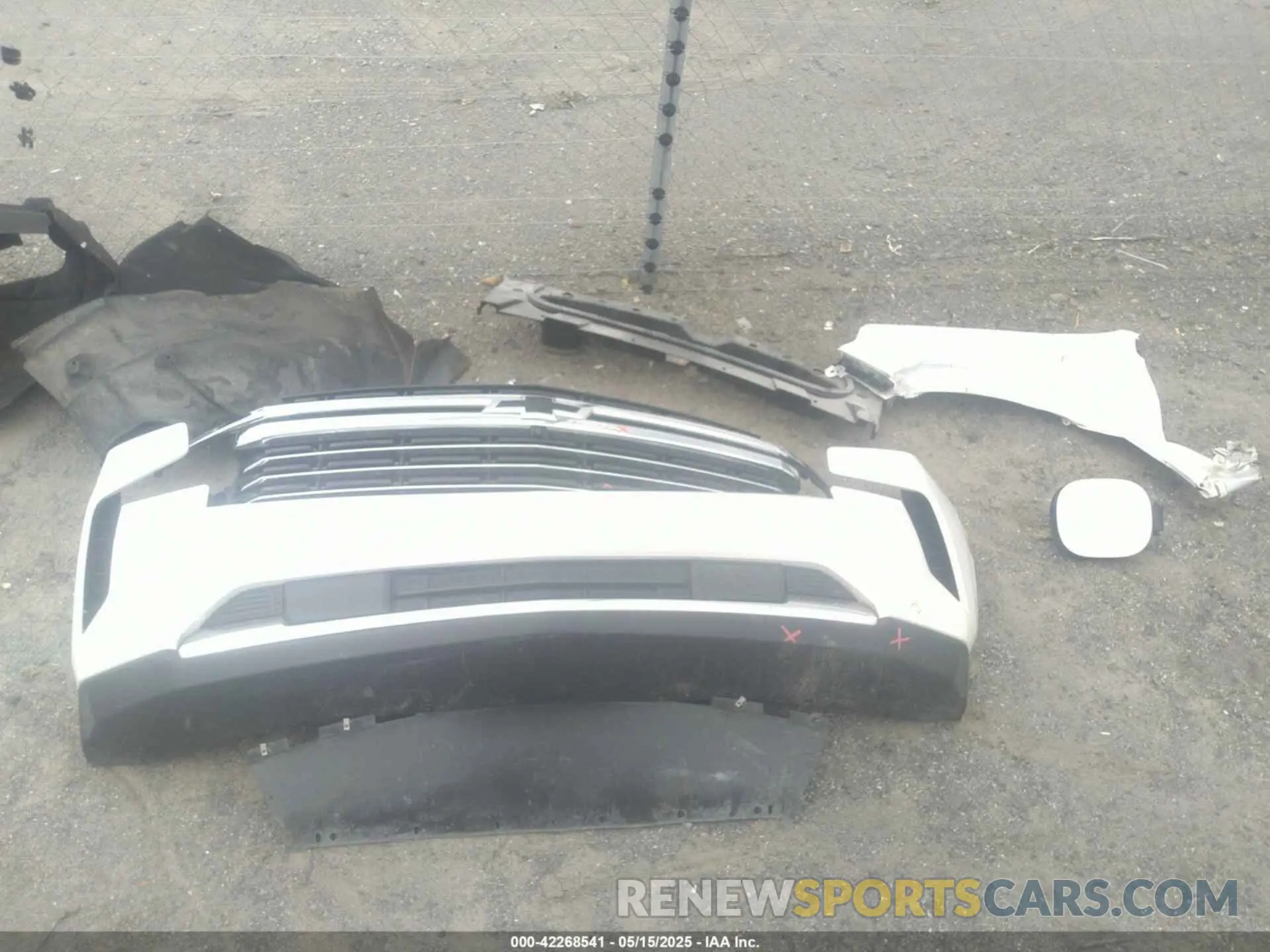 12 Photograph of a damaged car 1GNSKNKD5NR143276 CHEVROLET TAHOE 2022