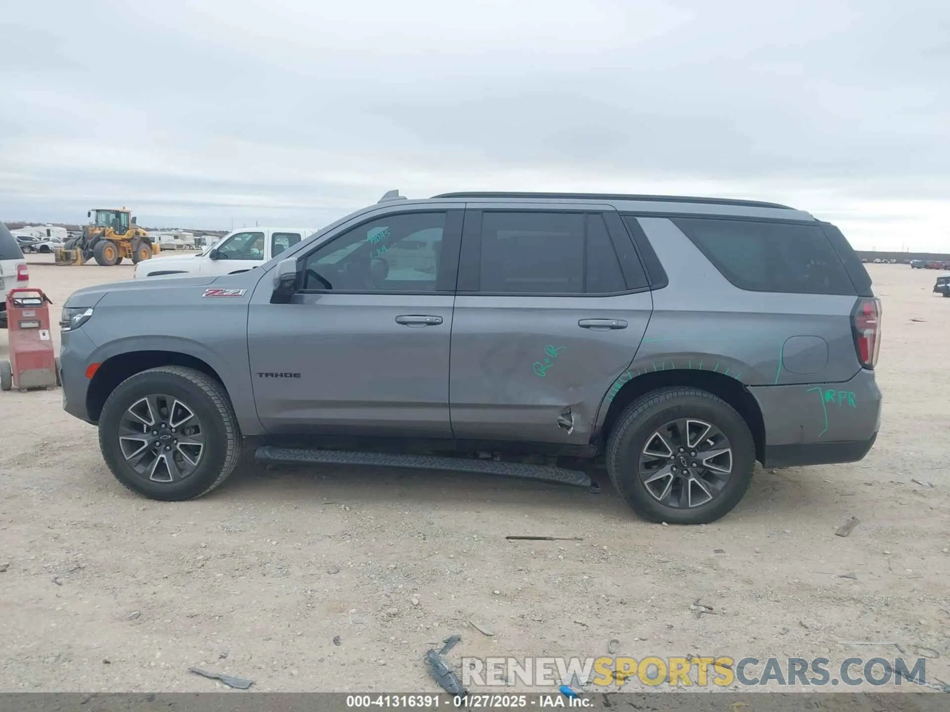 15 Photograph of a damaged car 1GNSKPKD3NR304672 CHEVROLET TAHOE 2022