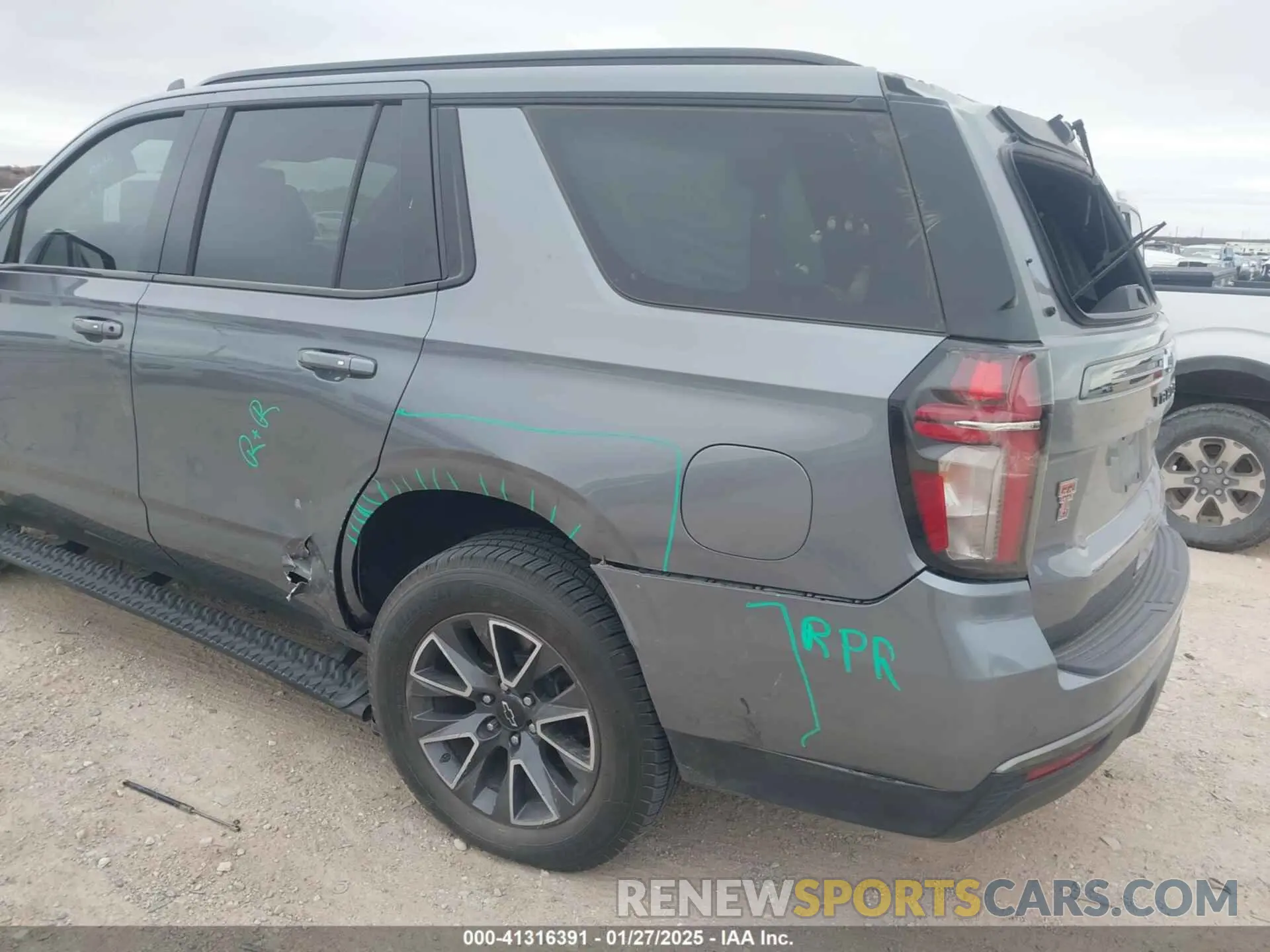 6 Photograph of a damaged car 1GNSKPKD3NR304672 CHEVROLET TAHOE 2022