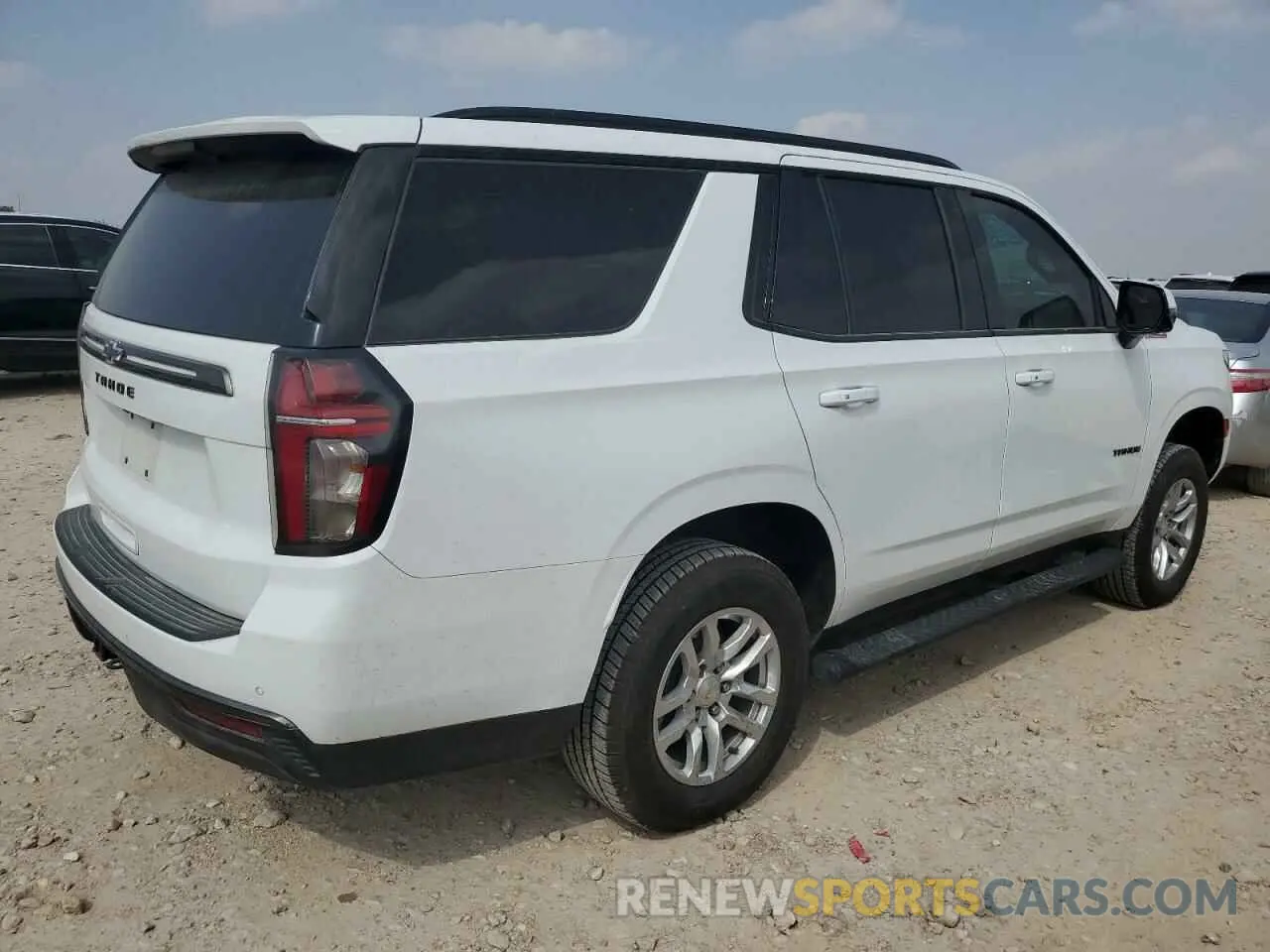3 Photograph of a damaged car 1GNSKPKD3NR312738 CHEVROLET TAHOE 2022