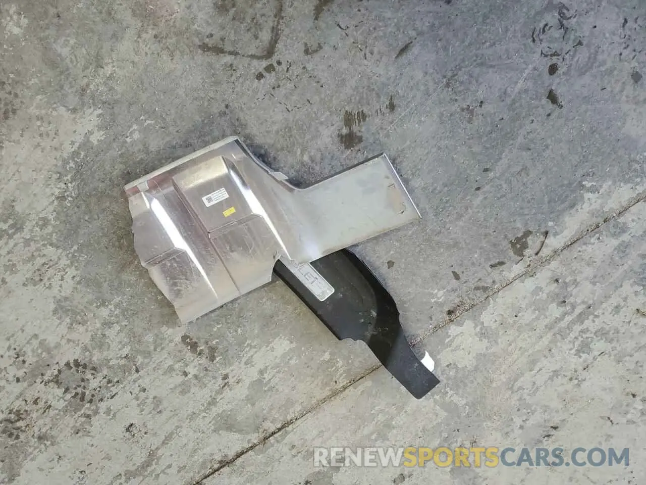 13 Photograph of a damaged car 1GNSKPKD4NR337244 CHEVROLET TAHOE 2022