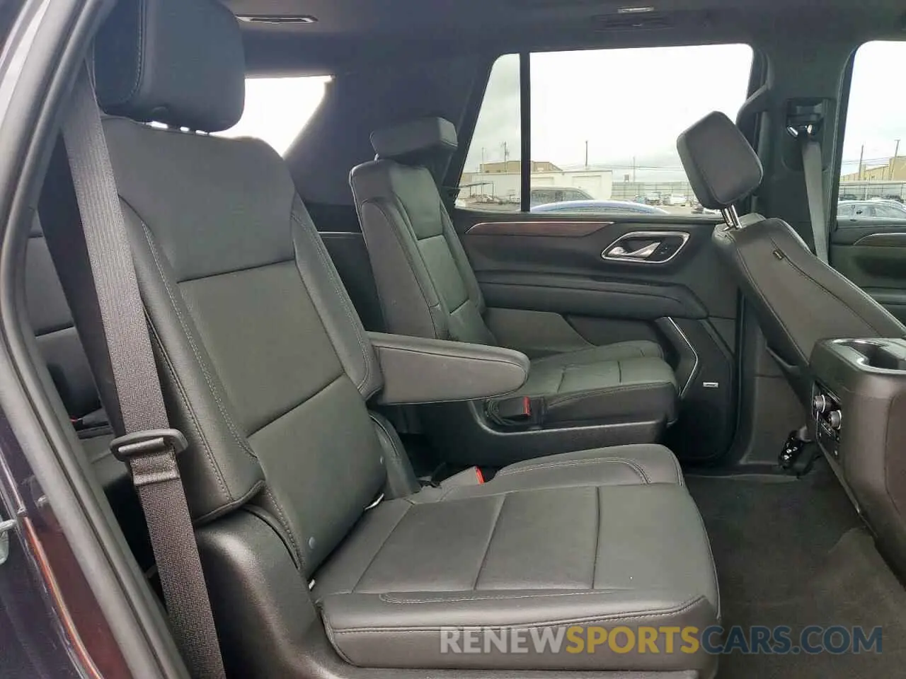 11 Photograph of a damaged car 1GNSKPKD8NR214482 CHEVROLET TAHOE 2022