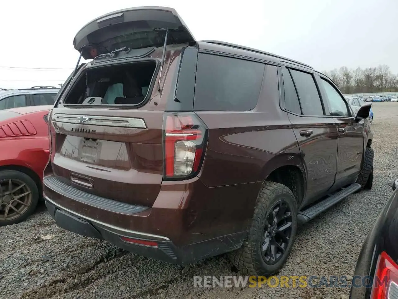 3 Photograph of a damaged car 1GNSKPKD8NR348960 CHEVROLET TAHOE 2022