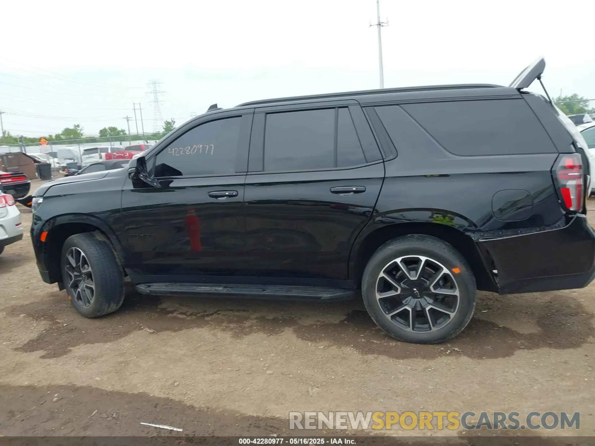 14 Photograph of a damaged car 1GNSKRKD0NR193459 CHEVROLET TAHOE 2022