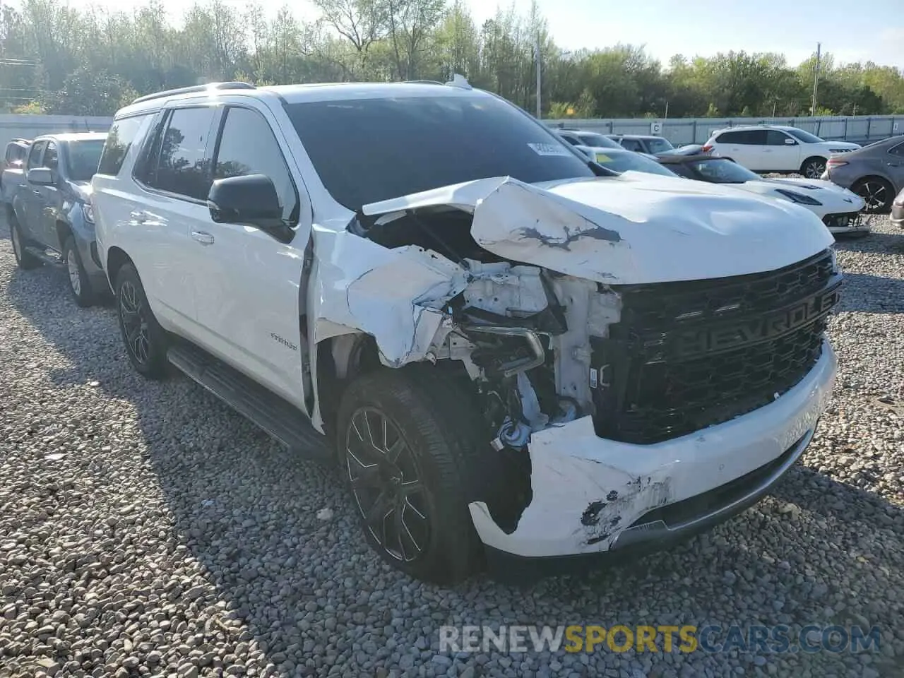 4 Photograph of a damaged car 1GNSKSKT2NR234737 CHEVROLET TAHOE 2022