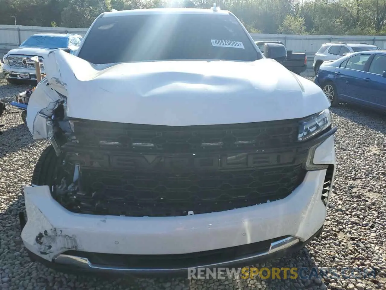 5 Photograph of a damaged car 1GNSKSKT2NR234737 CHEVROLET TAHOE 2022
