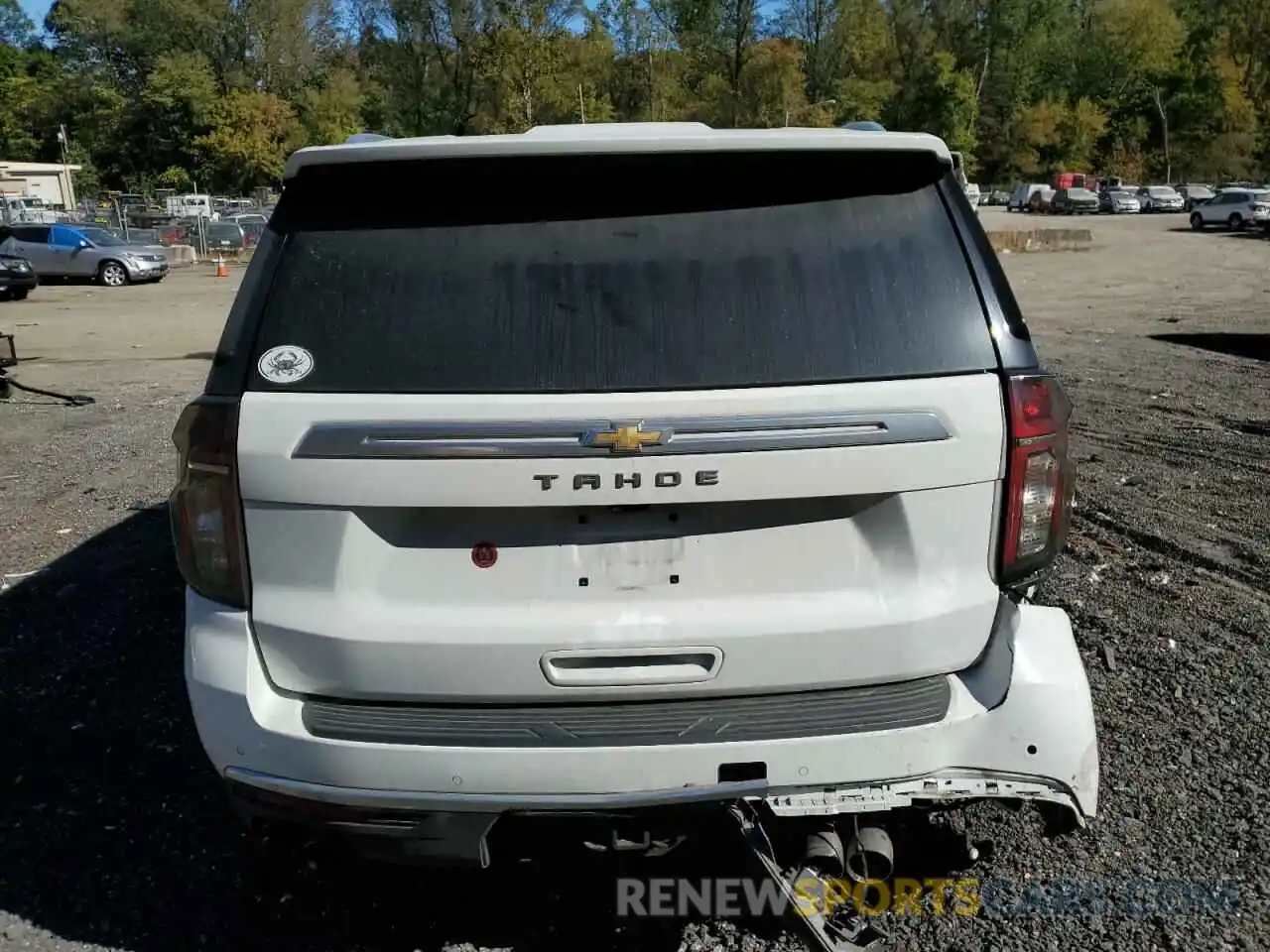 6 Photograph of a damaged car 1GNSKTKL1NR313709 CHEVROLET TAHOE 2022