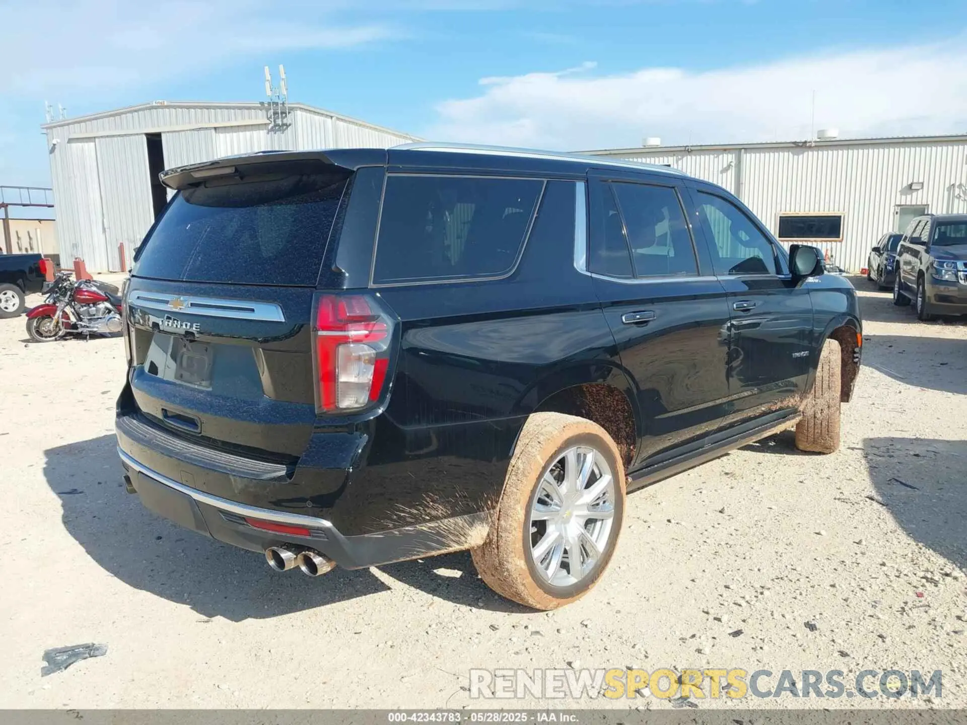 4 Photograph of a damaged car 1GNSKTKL5NR360192 CHEVROLET TAHOE 2022