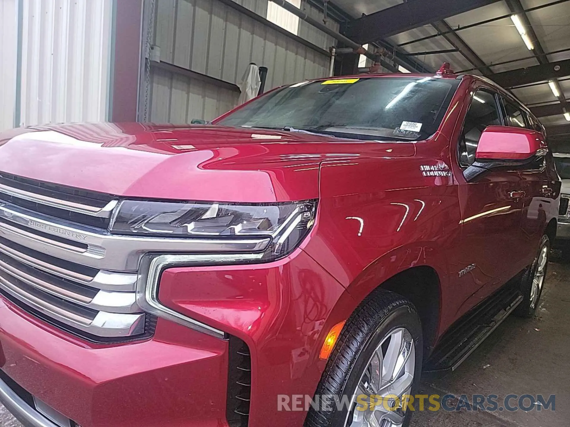 17 Photograph of a damaged car 1GNSKTKL6NR147963 CHEVROLET TAHOE 2022