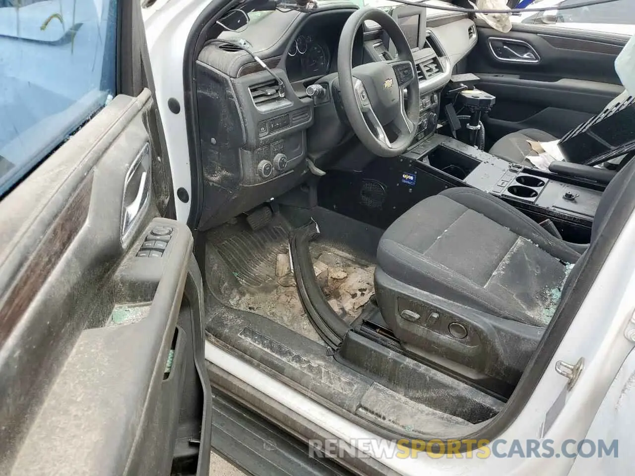8 Photograph of a damaged car 1GBSCLED3PR299474 CHEVROLET TAHOE 2023