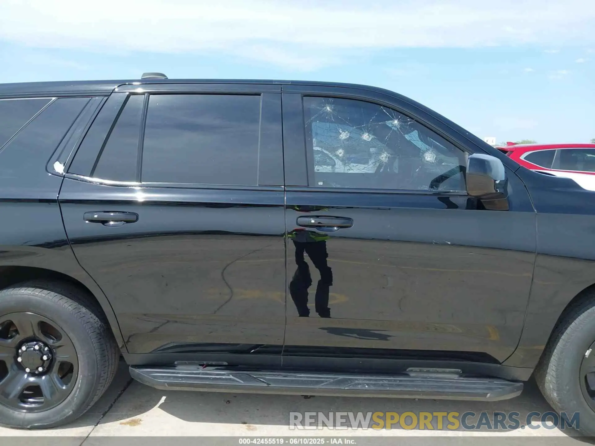 14 Photograph of a damaged car 1GNSCLED3PR188880 CHEVROLET TAHOE 2023