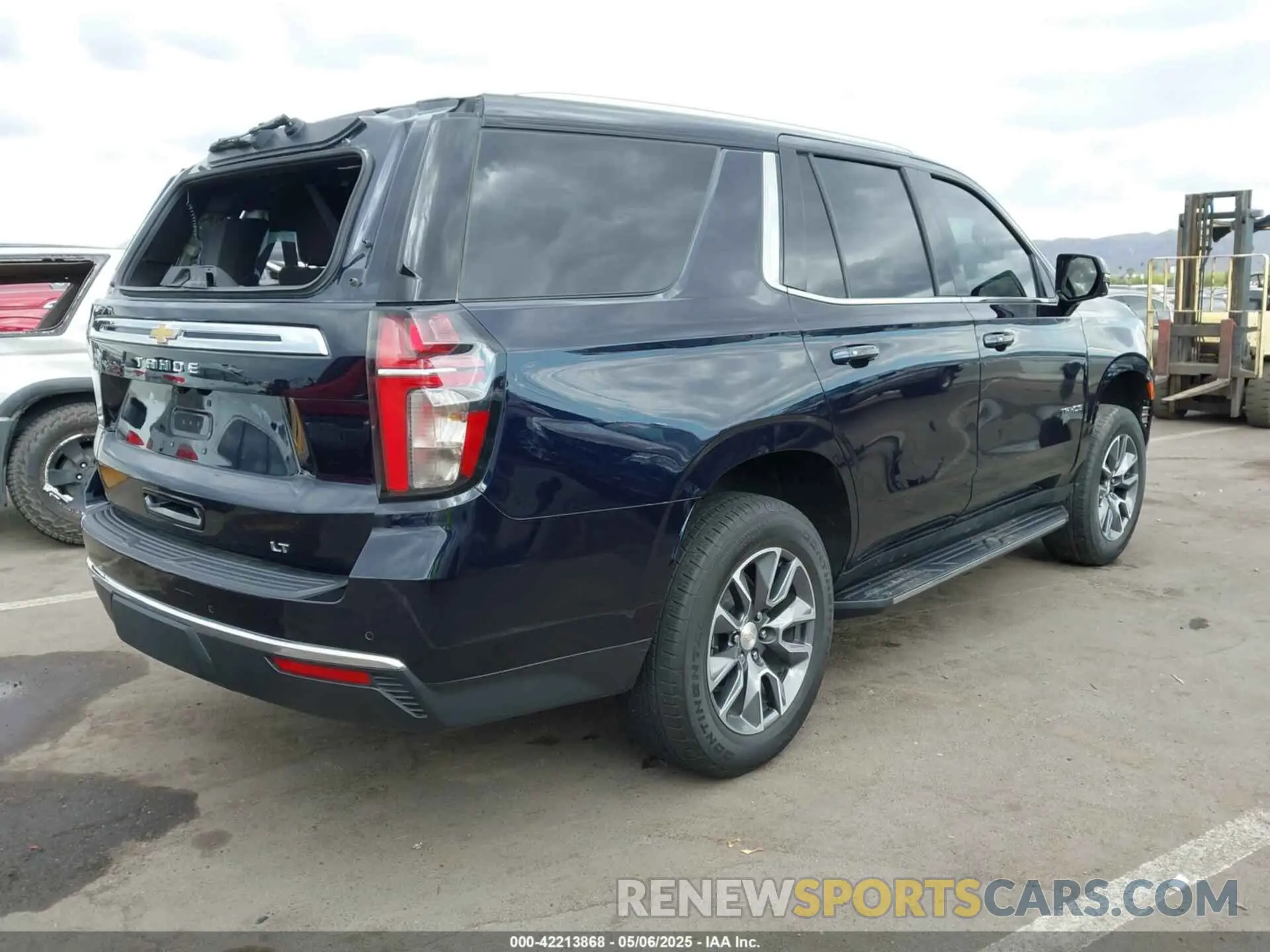 4 Photograph of a damaged car 1GNSCNKD5PR510046 CHEVROLET TAHOE 2023