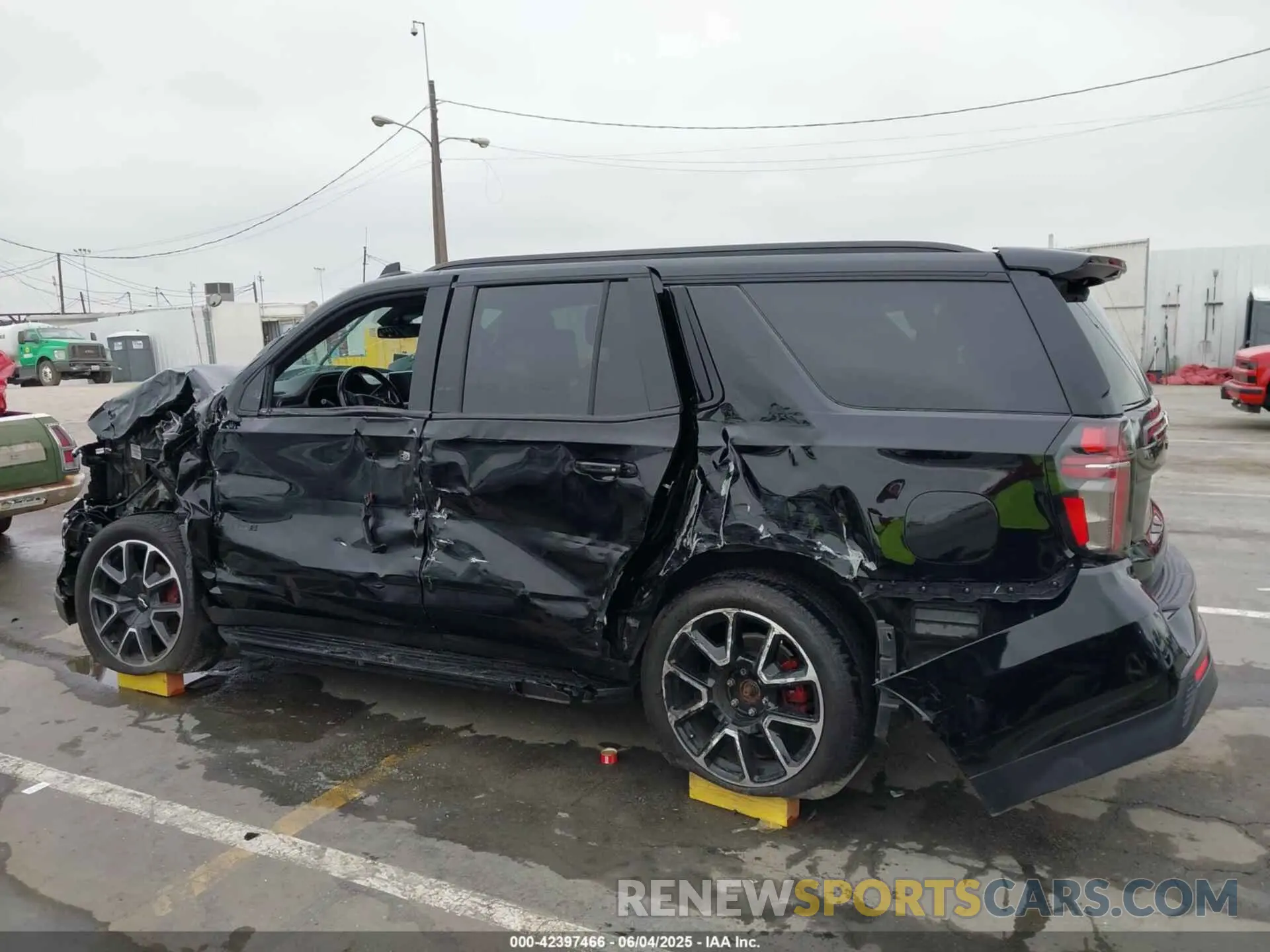 15 Photograph of a damaged car 1GNSCRKD4PR247135 CHEVROLET TAHOE 2023