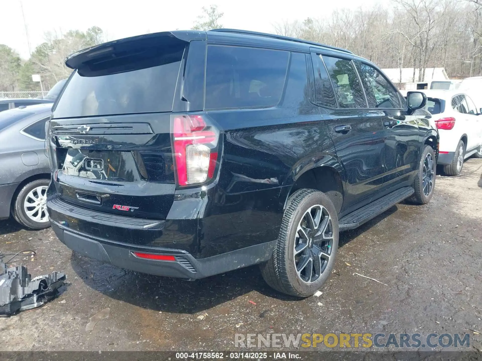 4 Photograph of a damaged car 1GNSCRKD7PR225100 CHEVROLET TAHOE 2023