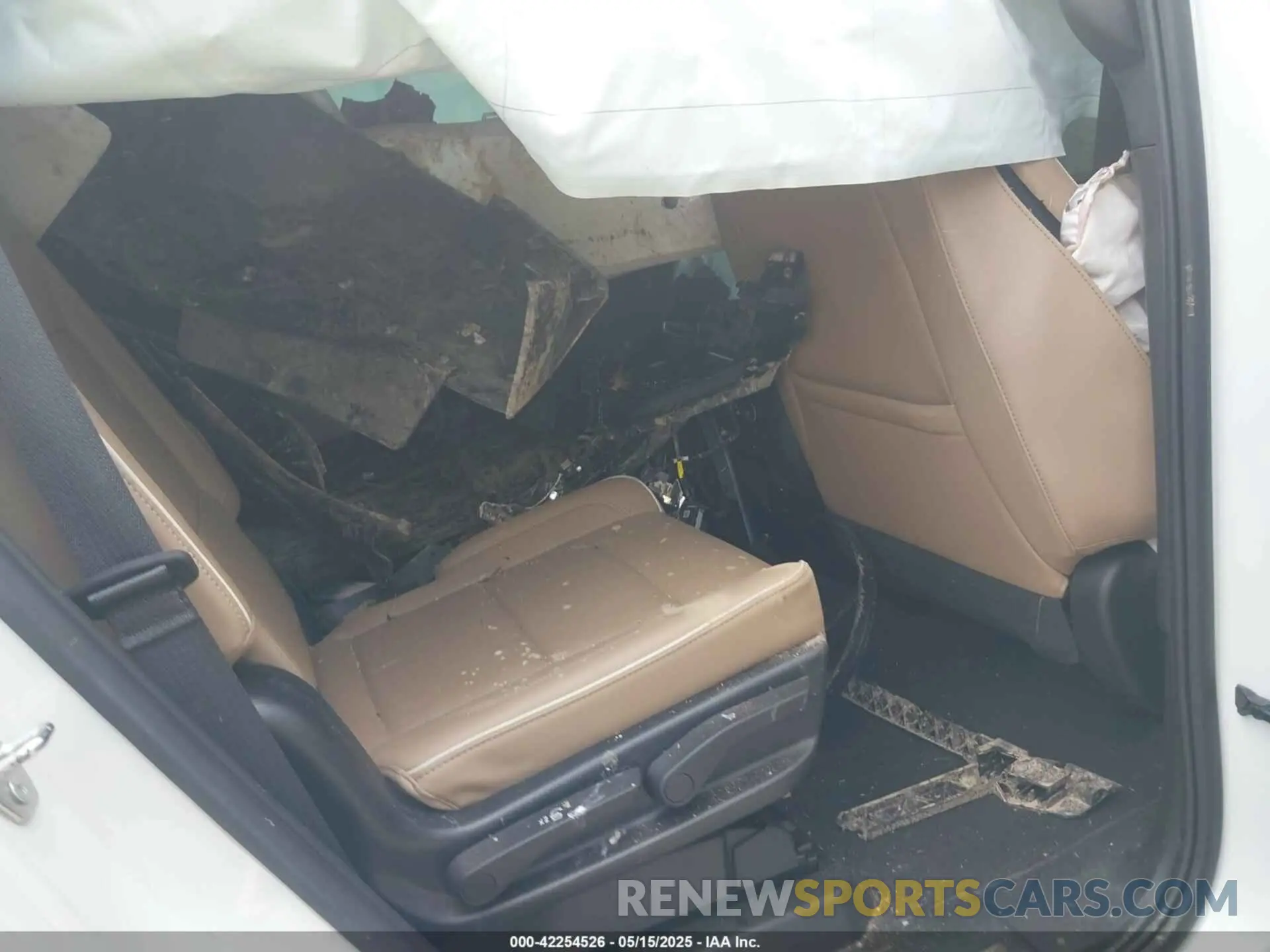 8 Photograph of a damaged car 1GNSCSKD9PR390234 CHEVROLET TAHOE 2023