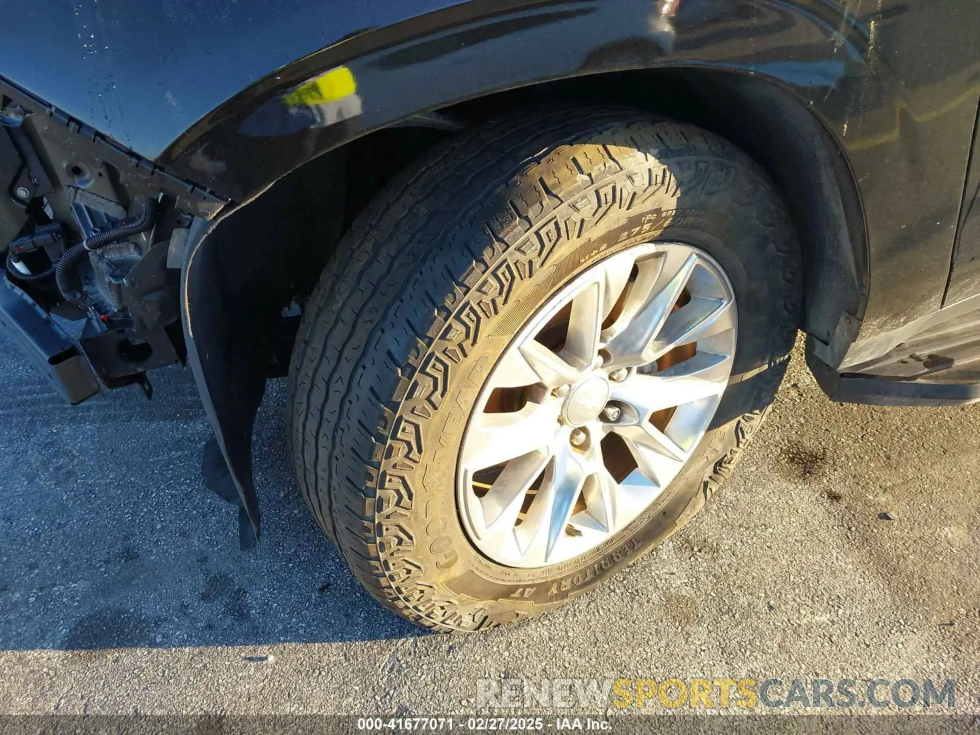 20 Photograph of a damaged car 1GNSCSKTXPR323861 CHEVROLET TAHOE 2023