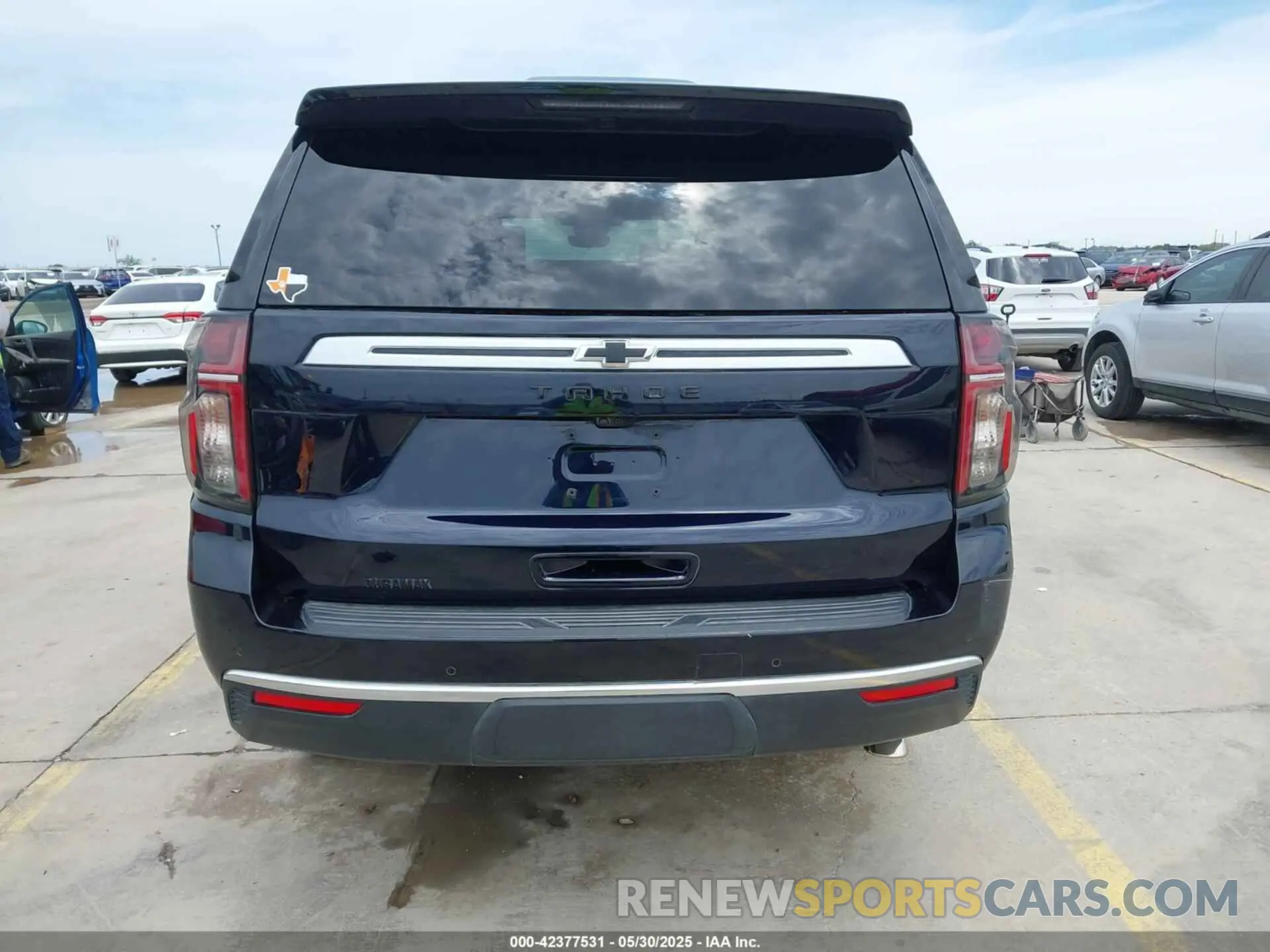 16 Photograph of a damaged car 1GNSCTKT8PR215292 CHEVROLET TAHOE 2023