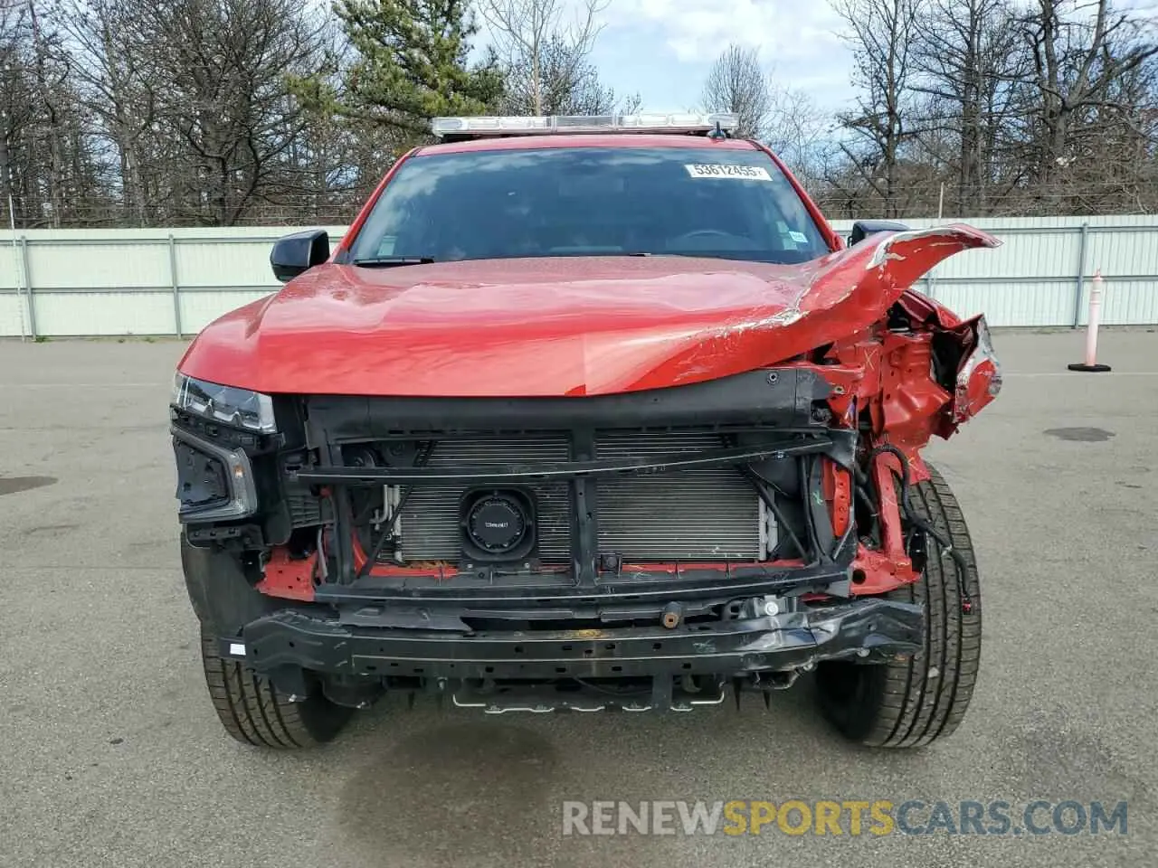 5 Photograph of a damaged car 1GNSKLED0PR266373 CHEVROLET TAHOE 2023