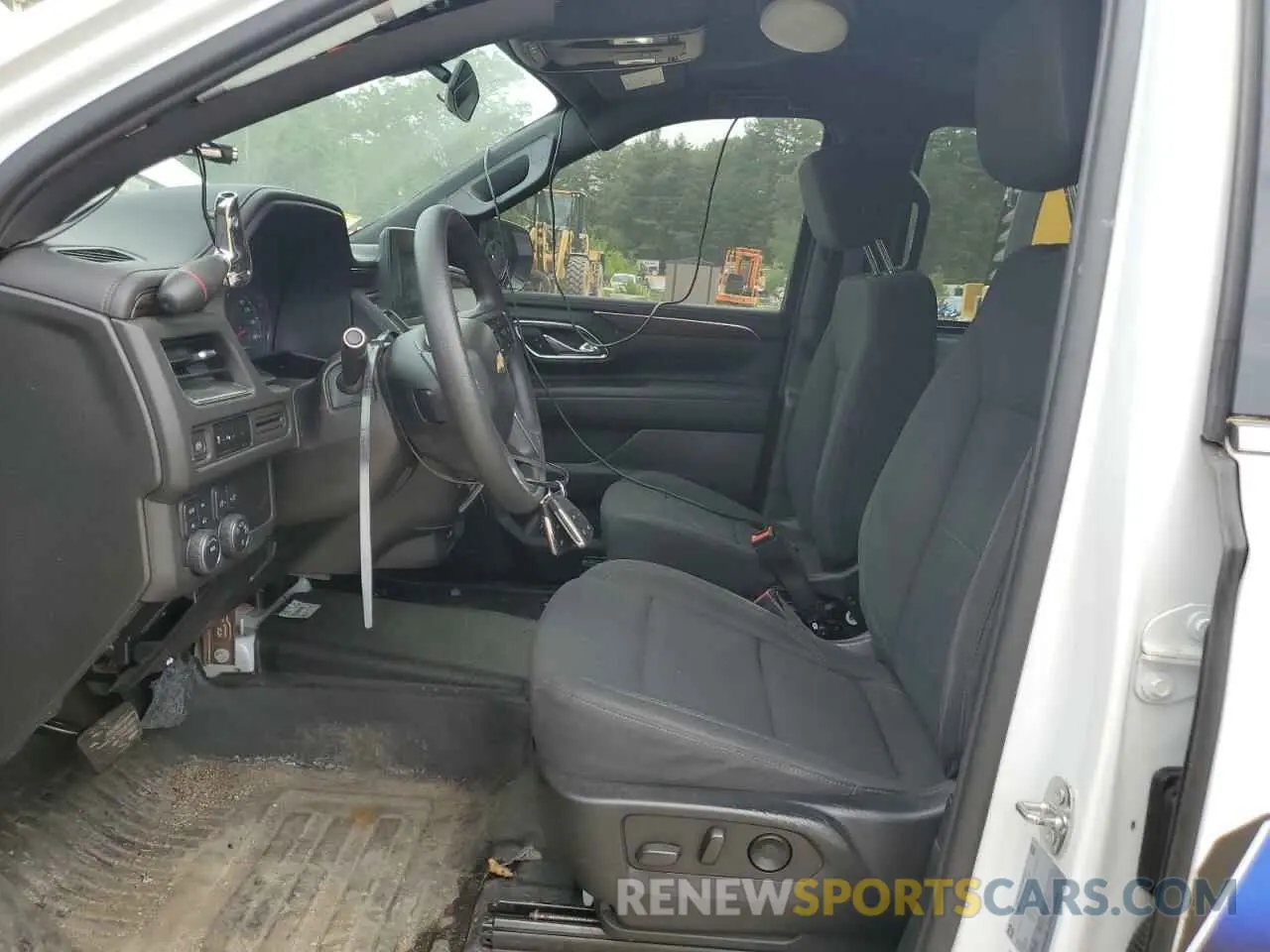 7 Photograph of a damaged car 1GNSKLEDXPR281527 CHEVROLET TAHOE 2023