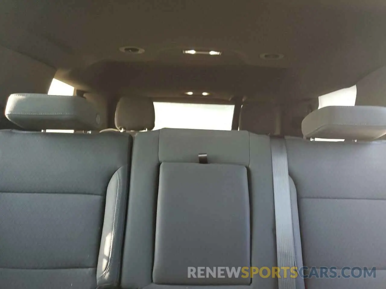 10 Photograph of a damaged car 1GNSKMKD3PR278995 CHEVROLET TAHOE 2023