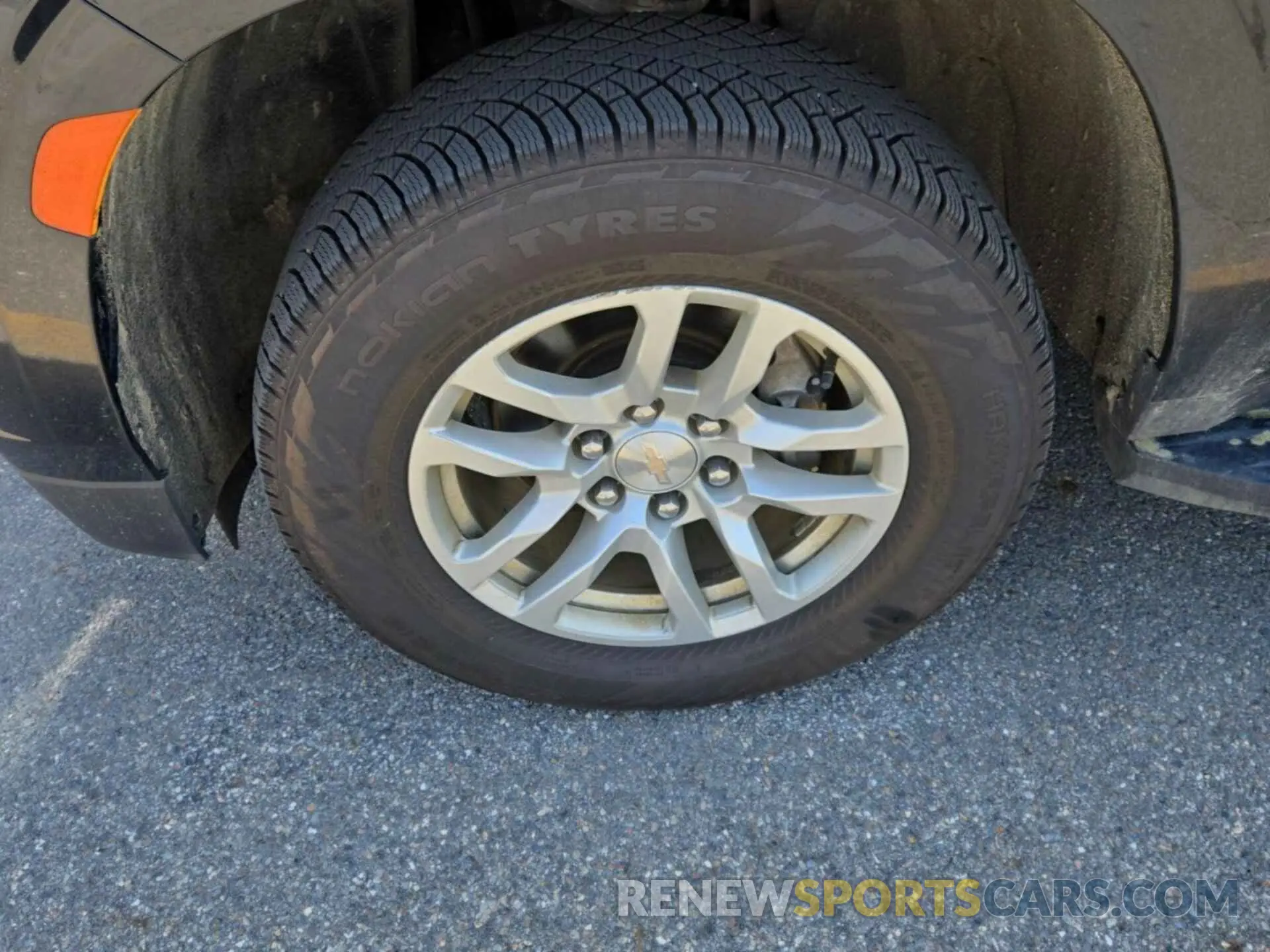 29 Photograph of a damaged car 1GNSKMKD9PR182174 CHEVROLET TAHOE 2023