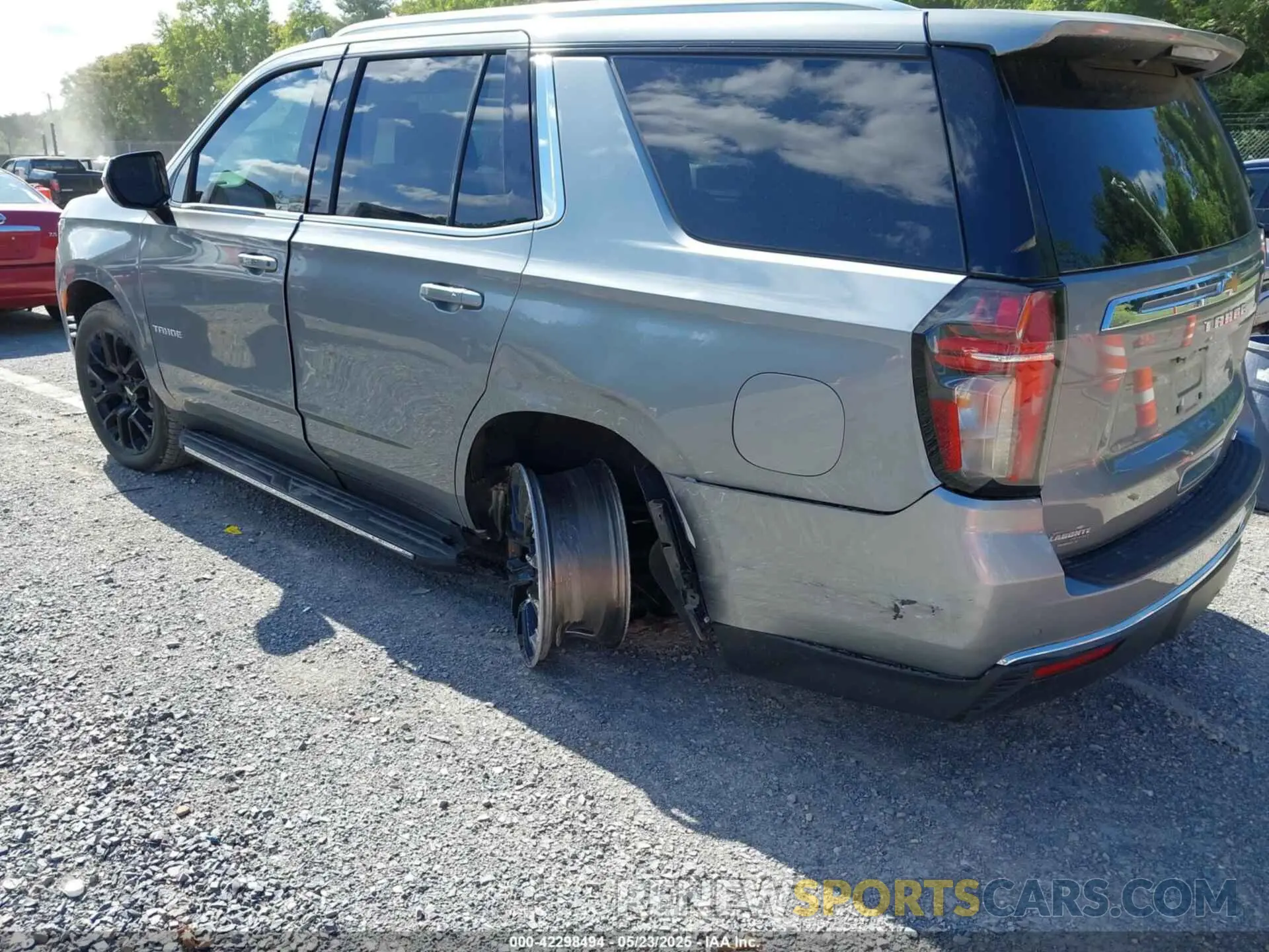 3 Photograph of a damaged car 1GNSKNKD3PR233173 CHEVROLET TAHOE 2023