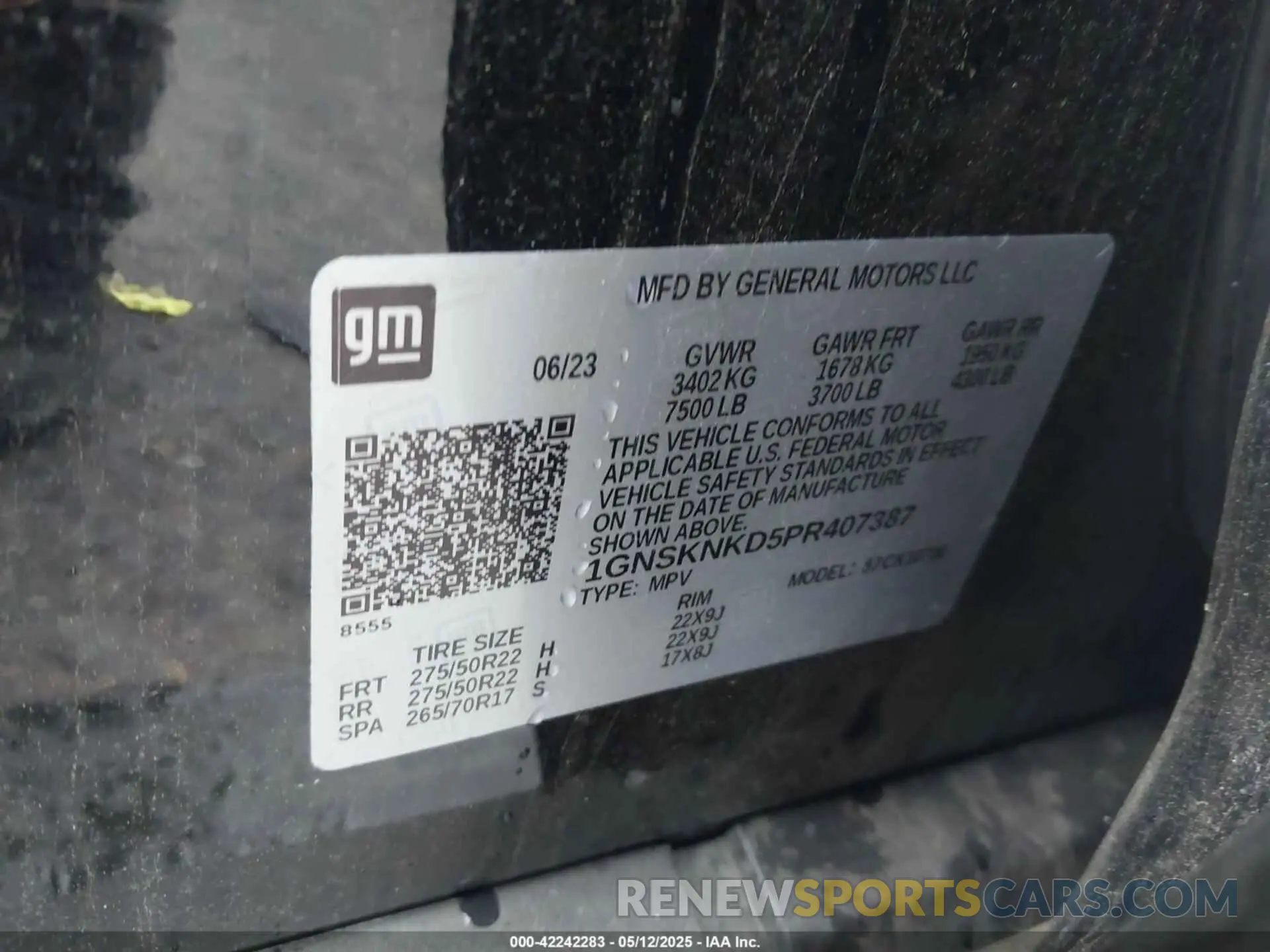 9 Photograph of a damaged car 1GNSKNKD5PR407387 CHEVROLET TAHOE 2023