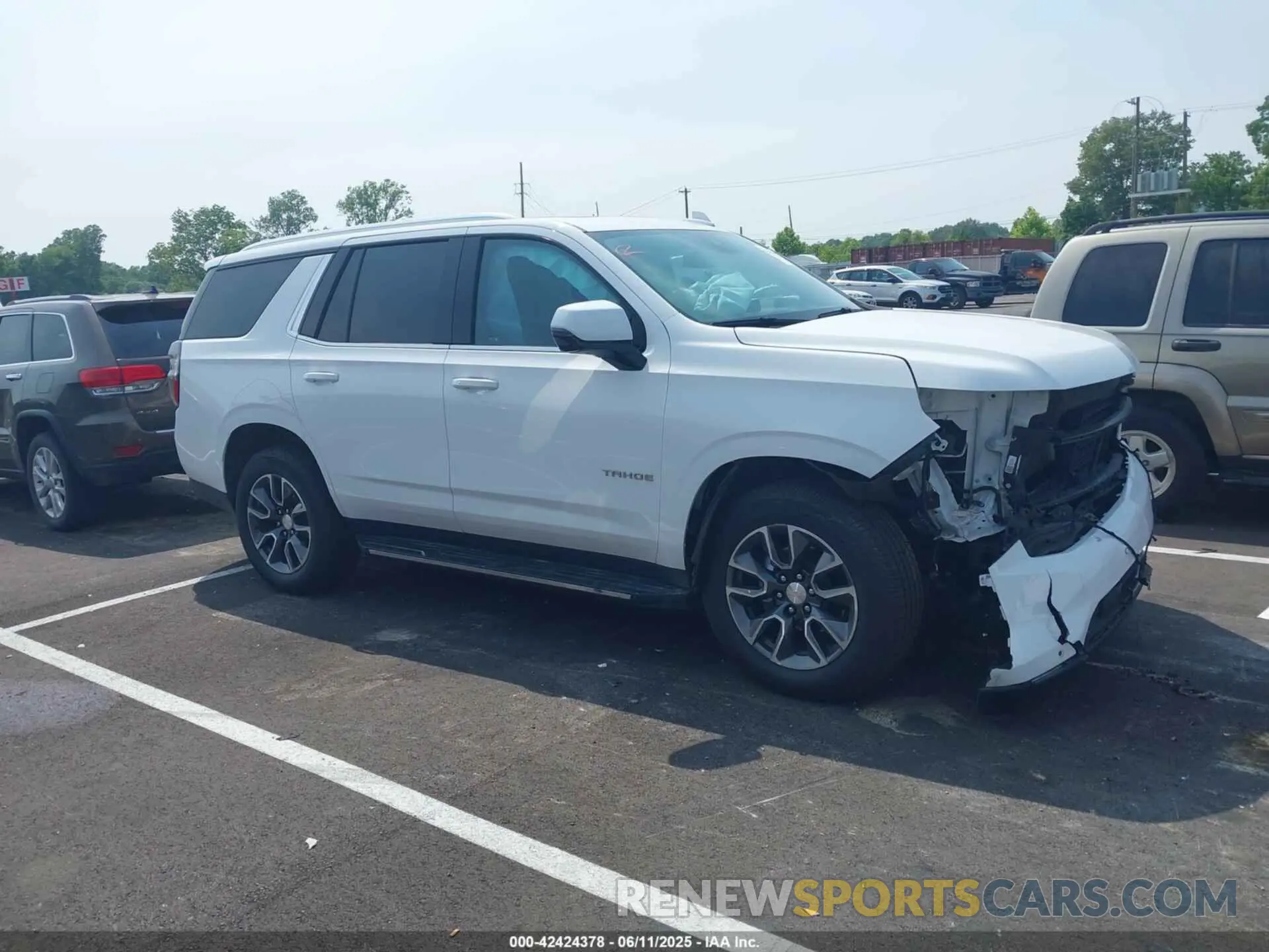 13 Photograph of a damaged car 1GNSKNKD6PR468151 CHEVROLET TAHOE 2023
