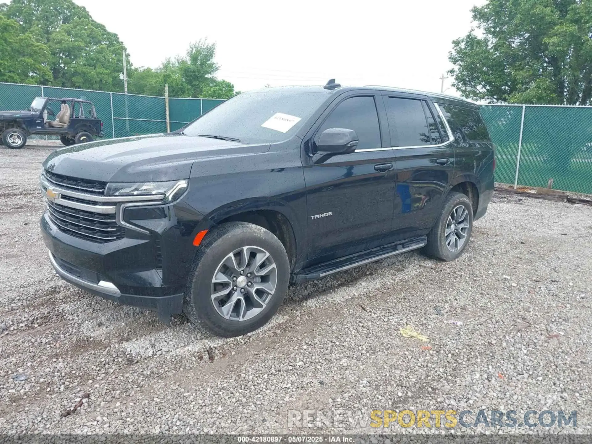 2 Photograph of a damaged car 1GNSKNKD6PR497553 CHEVROLET TAHOE 2023